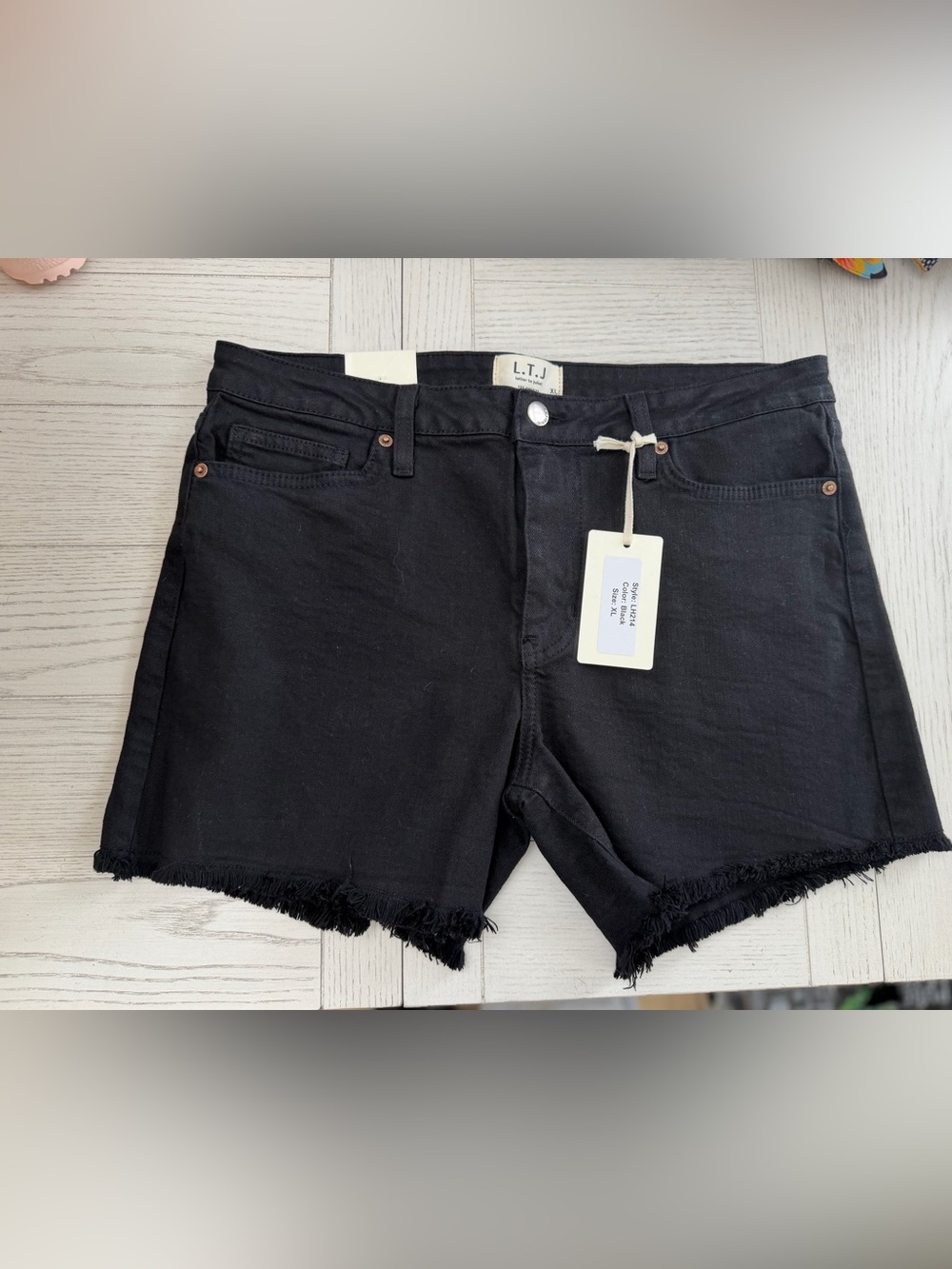 LTJ black High-Rise Frayed Hem Denim Shorts